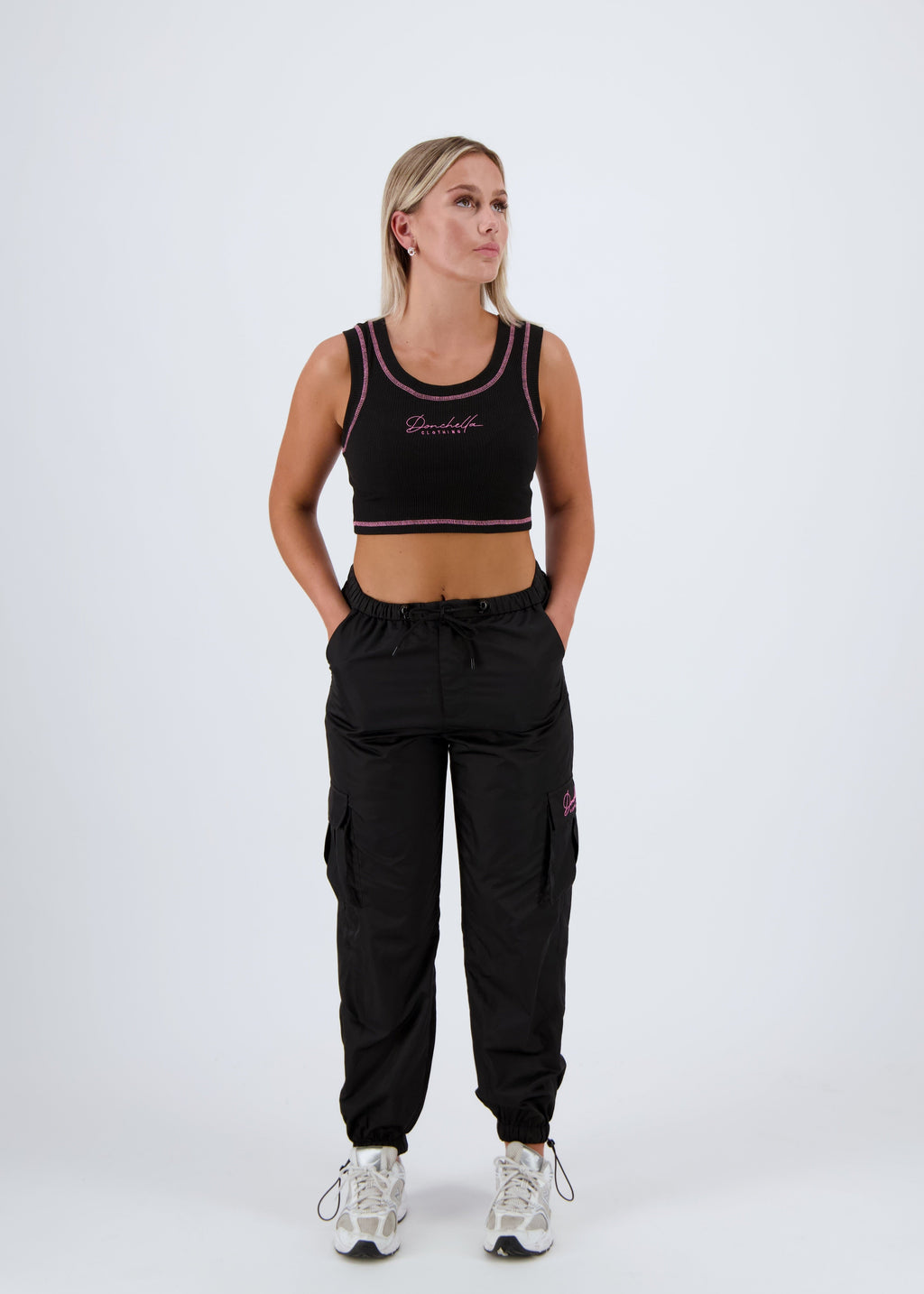 SIGNATURE RIBBED CROPTOP