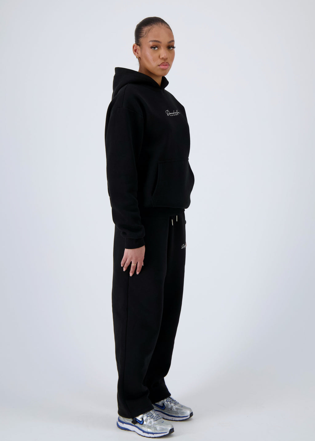 SIGNATURE SWEATPANTS