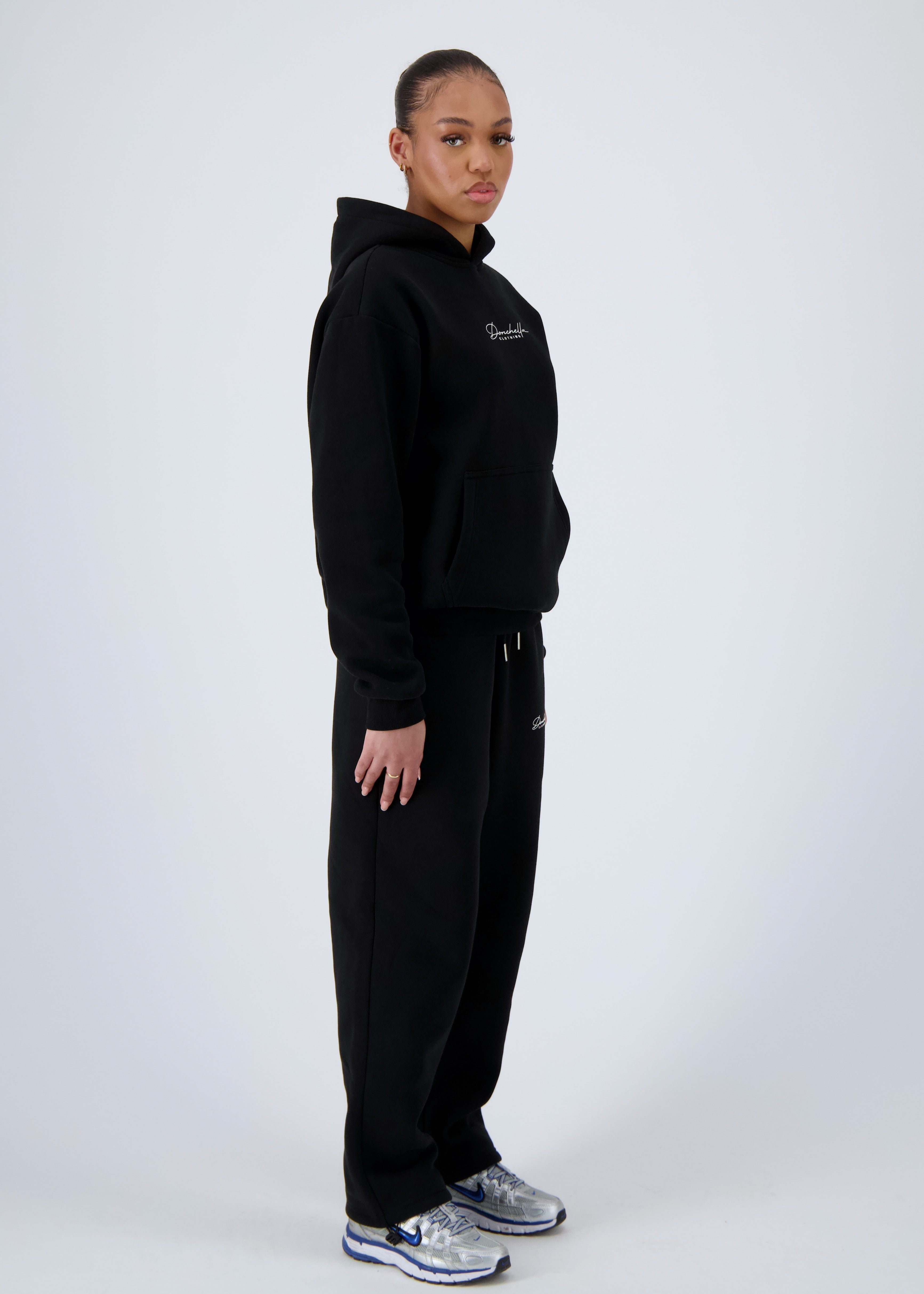 SIGNATURE SWEATPANTS